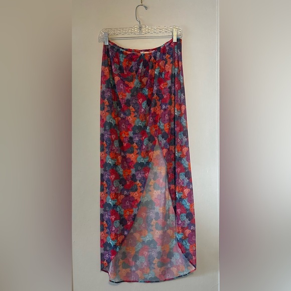 Hutch Jelena Sheer Floral Print Wrap Cover Up Skirt Size Medium NWOT - Picture 4 of 5